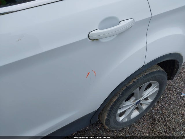 1FMCU9GD3JUD08929 Ford ESCAPE SE
