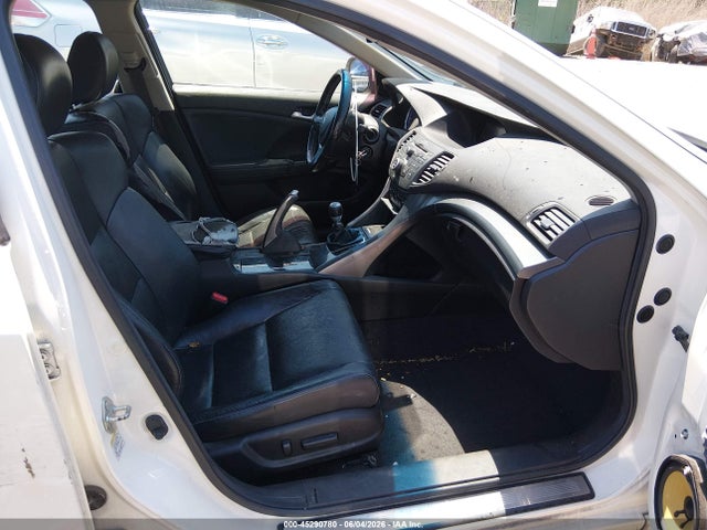 45290780 :رقم المزاد ، JH4CU2E66BC008789 vin ، 2011 Acura Tsx 2.4 مزاد بيع