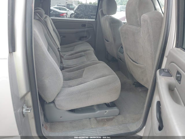 45290785 :رقم المزاد ، 1GNEC16Z65J130804 vin ، 2005 Chevrolet Suburban 1500 Ls مزاد بيع