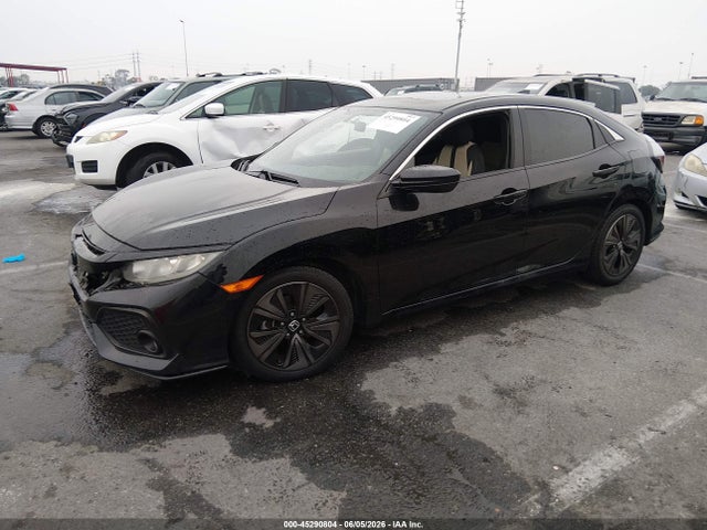 Honda CIVIC EX 2018 SHHFK7H5XJU403238 Image 2