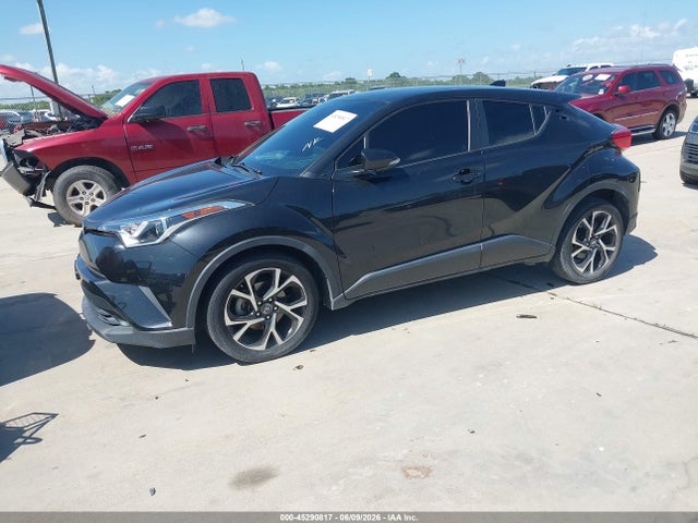 JTNKHMBX0K1042311 Toyota C-HR XLE