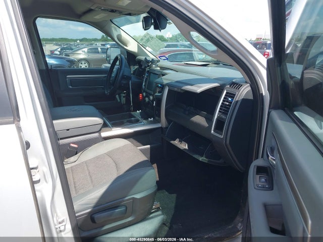45290845 :رقم المزاد ، 1C6RR6LT1FS639353 vin ، 2015 Ram 1500 Outdoorsman مزاد بيع