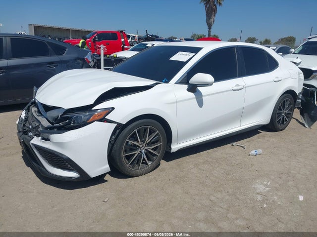 Toyota CAMRY SE 2023 4T1G11AK0PU808753 Image 2