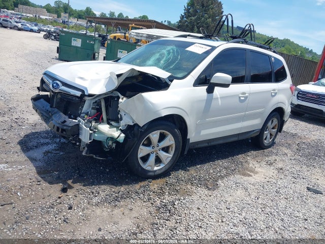Subaru Forester 2.5i Premium 2014 JF2SJADC0EH404023 Image 2