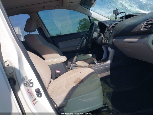 Subaru Forester 2.5i Premium 2014 JF2SJADC0EH404023 Image 5