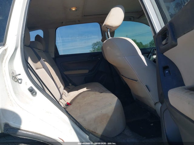 Subaru Forester 2.5i Premium 2014 JF2SJADC0EH404023 Image 8