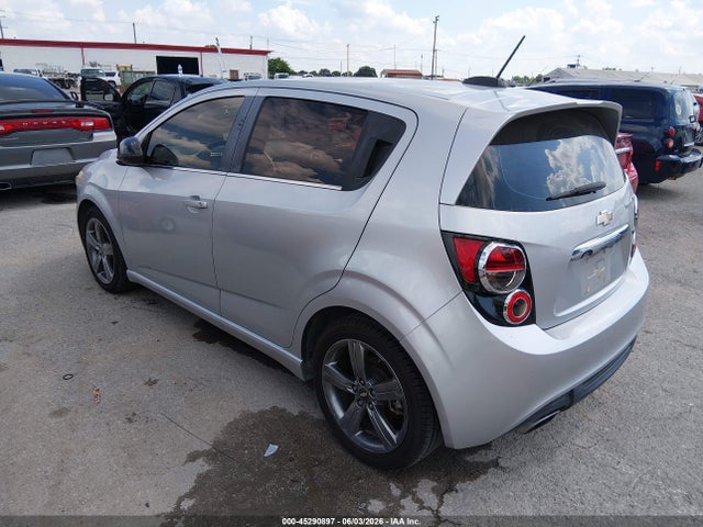2015 Chevrolet Sonic Rs Auto მანქანა იყიდება აუქციონზე, vin: 1G1JG6SB6F4207021, აუქციონის ნომერი: 45290897