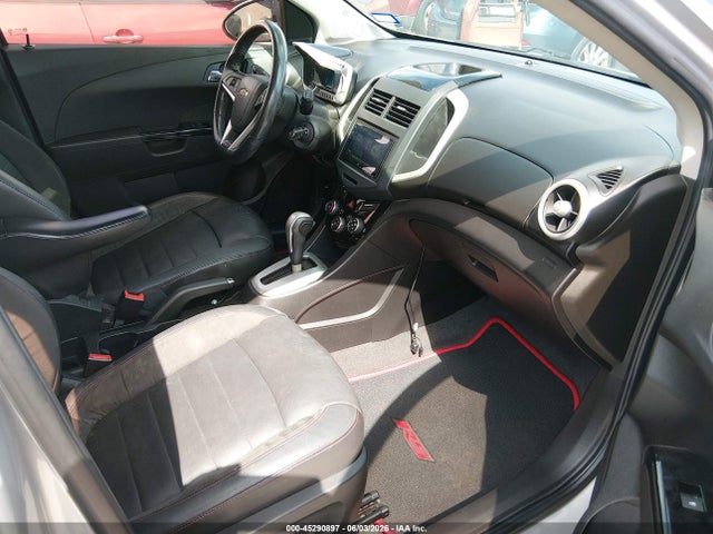 2015 Chevrolet Sonic Rs Auto მანქანა იყიდება აუქციონზე, vin: 1G1JG6SB6F4207021, აუქციონის ნომერი: 45290897