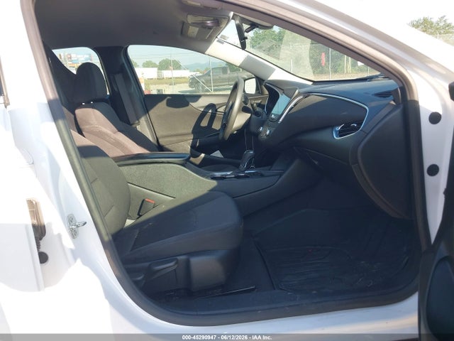 Продажа на аукционе авто 2020 Chevrolet Malibu Fwd Lt, vin: 1G1ZD5ST9LF145239, номер лота: 45290947