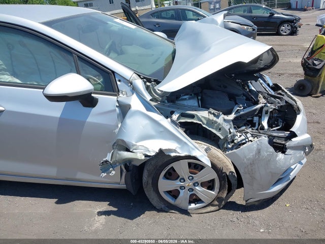 Продажа на аукционе авто 2017 Chevrolet Cruze Ls Auto, vin: 1G1BC5SM6H7194848, номер лота: 45290950