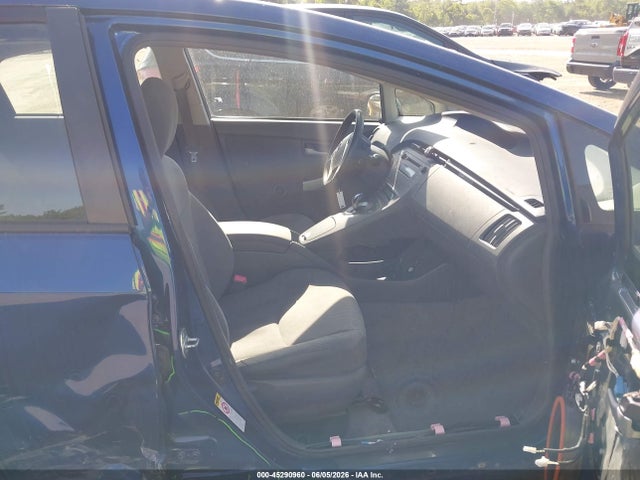 45290960 :رقم المزاد ، JTDKN3DU1A0043420 vin ، 2010 Toyota Prius Iii مزاد بيع