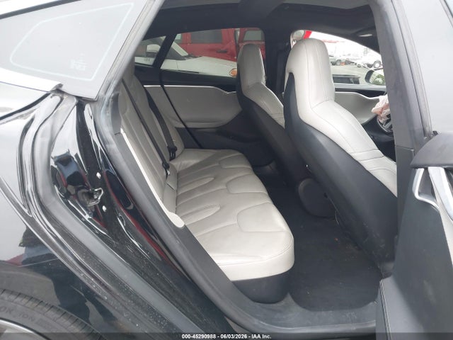 Tesla Model S 60d/70d/75d/85d/90d 2016 5YJSA1E22GF126569 Image 8