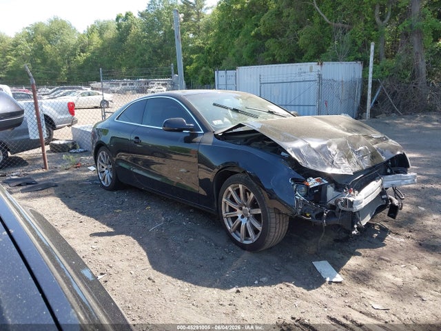 Продажа на аукционе авто 2011 Audi A5 2.0t Premium, vin: WAULFAFR1BA013146, номер лота: 45291005