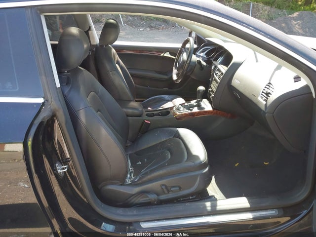 45291005 :رقم المزاد ، WAULFAFR1BA013146 vin ، 2011 Audi A5 2.0t Premium مزاد بيع