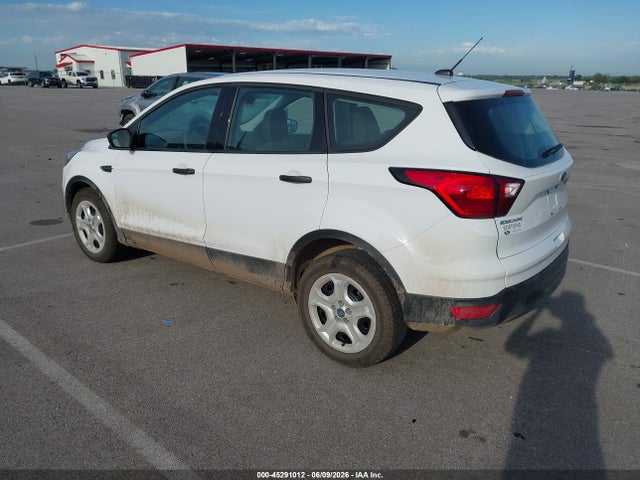2019 Ford Escape S მანქანა იყიდება აუქციონზე, vin: 1FMCU0F71KUB50583, აუქციონის ნომერი: 45291012