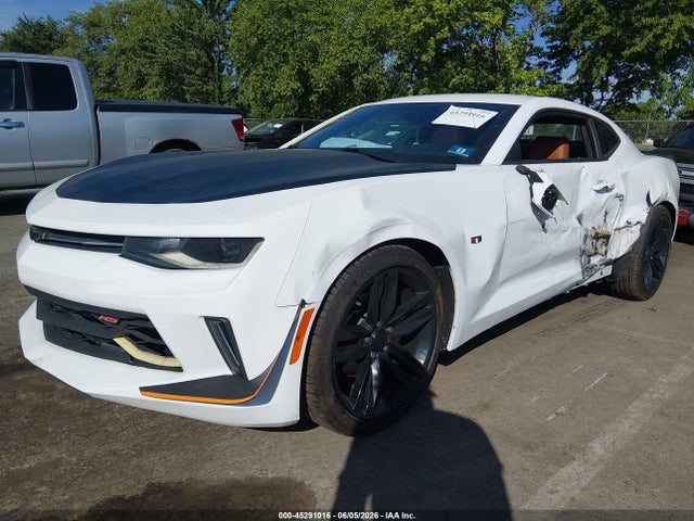 Chevrolet Camaro 2lt 2018 1G1FD1RSXJ0114512 Image 2
