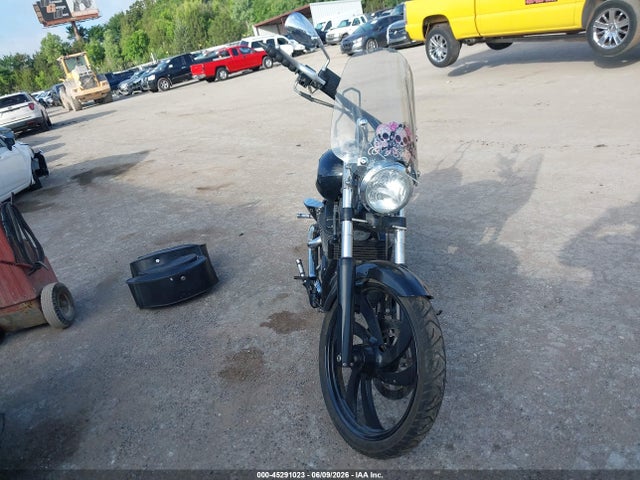 2007 Victory Motorcycles Vegas 8-ball მანქანა იყიდება აუქციონზე, vin: 5VPAB26DX73000652, აუქციონის ნომერი: 45291023
