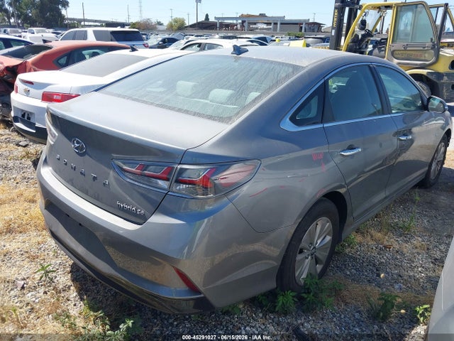 Hyundai Sonata Hybrid Se 2018 KMHE24L34JA083369 Image 4