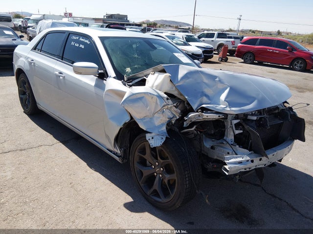 45291069 :رقم المزاد ، 2C3CCABGXNH256626 vin ، 2022 Chrysler 300 S مزاد بيع
