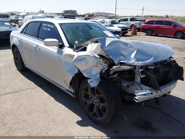 45291069 :رقم المزاد ، 2C3CCABGXNH256626 vin ، 2022 Chrysler 300 S مزاد بيع