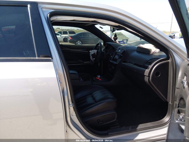 45291069 :رقم المزاد ، 2C3CCABGXNH256626 vin ، 2022 Chrysler 300 S مزاد بيع