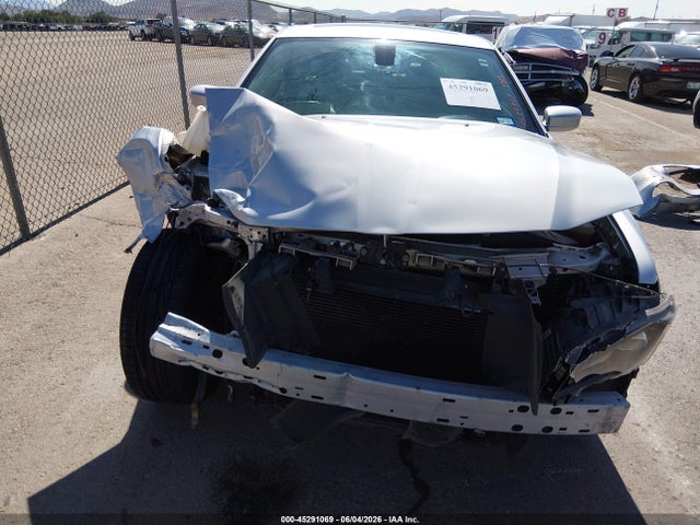 45291069 :رقم المزاد ، 2C3CCABGXNH256626 vin ، 2022 Chrysler 300 S مزاد بيع