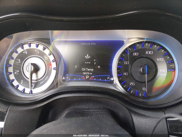 45291069 :رقم المزاد ، 2C3CCABGXNH256626 vin ، 2022 Chrysler 300 S مزاد بيع
