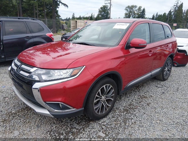 Mitsubishi Outlander Se 2018 JA4AD3A31JZ032563 Image 2