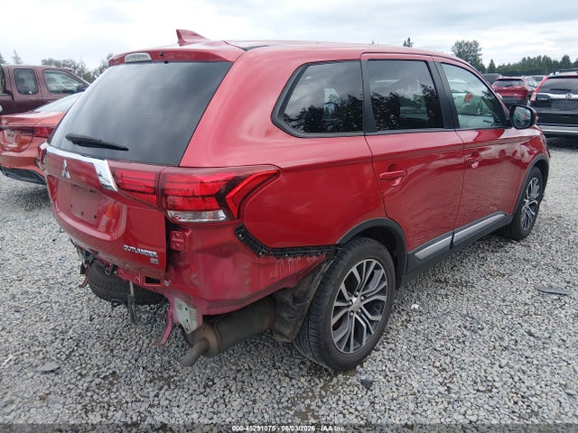Mitsubishi Outlander Se 2018 JA4AD3A31JZ032563 Image 4