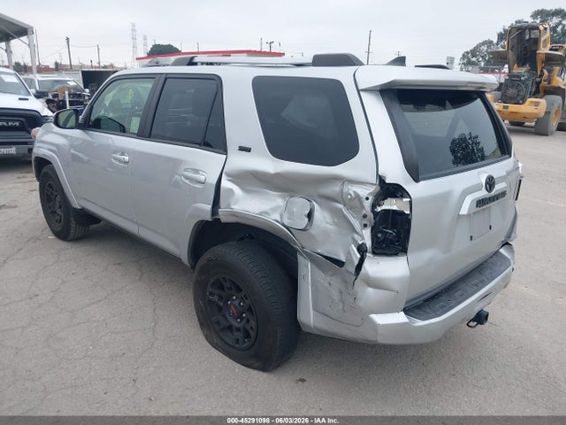 Toyota 4runner 2022 JTEFU5JR3N5274016 Image 3