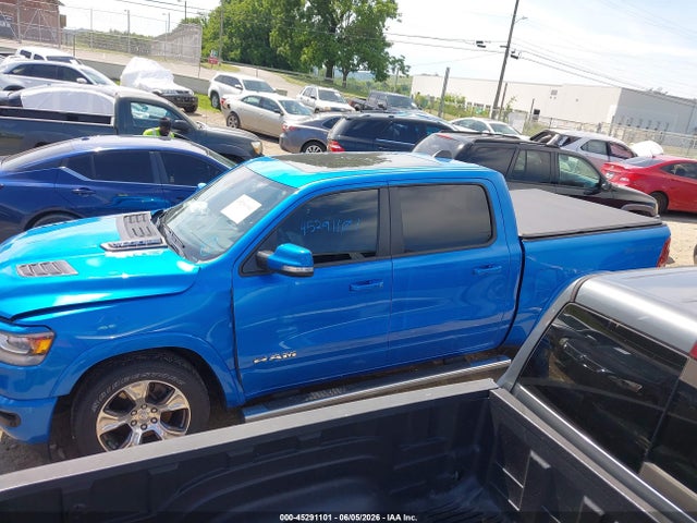 45291101 :رقم المزاد ، 1C6SRFJT4NN154769 vin ، 2022 Ram 1500 Laramie  4x4 5'7 Box مزاد بيع