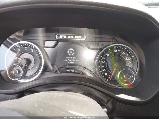 45291101 :رقم المزاد ، 1C6SRFJT4NN154769 vin ، 2022 Ram 1500 Laramie  4x4 5'7 Box مزاد بيع