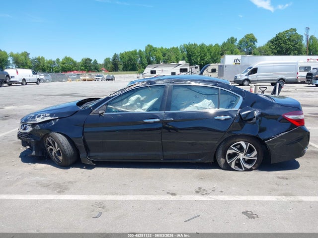 Aukcja sprzedaży 2017 Honda Accord Lx, vin: 1HGCR2F38HA304524, numer aukcji: 45291132
