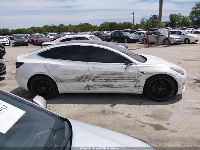 45291141 :رقم المزاد ، 5YJ3E1EB0KF494640 vin ، 2019 Tesla Model 3 Long Range/performance مزاد بيع