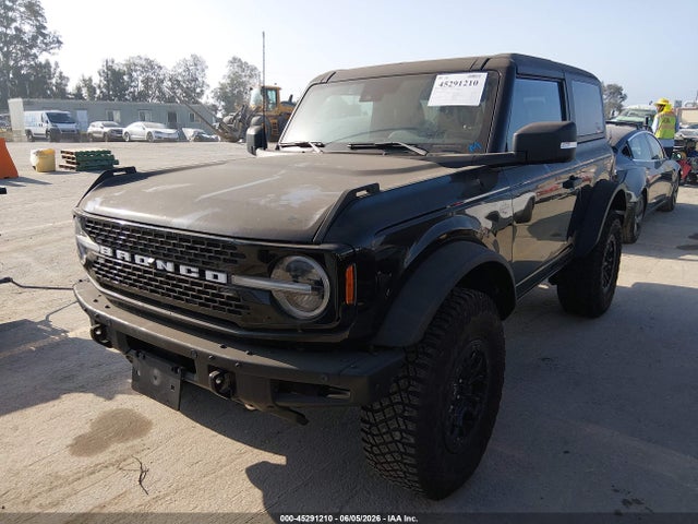 Ford Bronco Wildtrak 2023 1FMDE5CP6PLB40034 Image 2