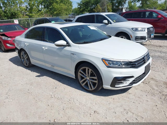 2019 Volkswagen Passat 2.0t Se R-line მანქანა იყიდება აუქციონზე, vin: 1VWMA7A39KC013795, აუქციონის ნომერი: 45291219