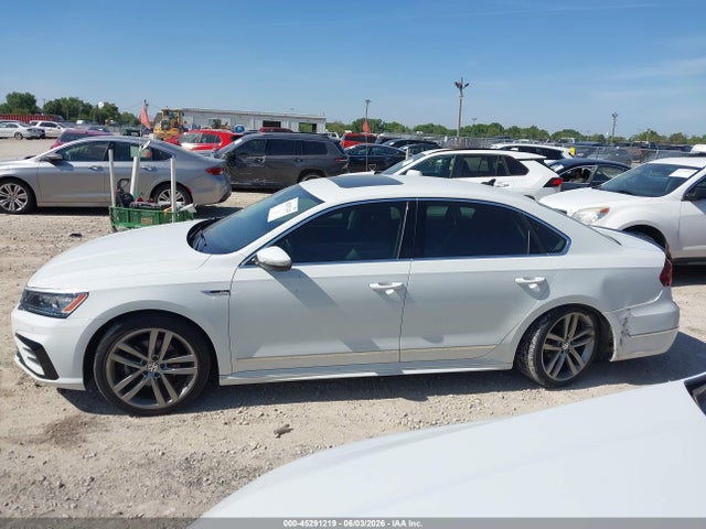 2019 Volkswagen Passat 2.0t Se R-line მანქანა იყიდება აუქციონზე, vin: 1VWMA7A39KC013795, აუქციონის ნომერი: 45291219