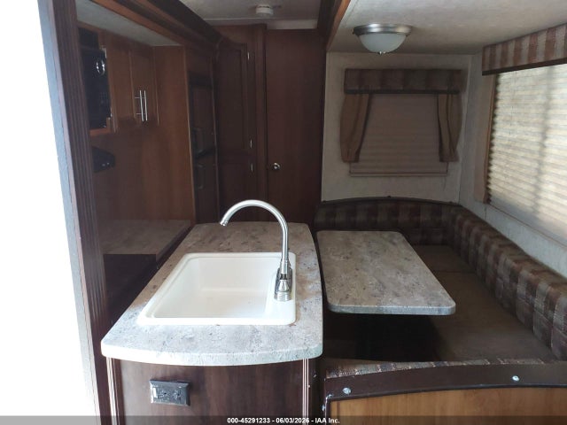 Avenger Travel Trailer 2017 5ZT2AVXB5HB914706 Image 5