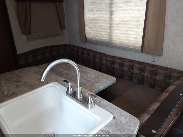 Avenger Travel Trailer 2017 5ZT2AVXB5HB914706 Image 8