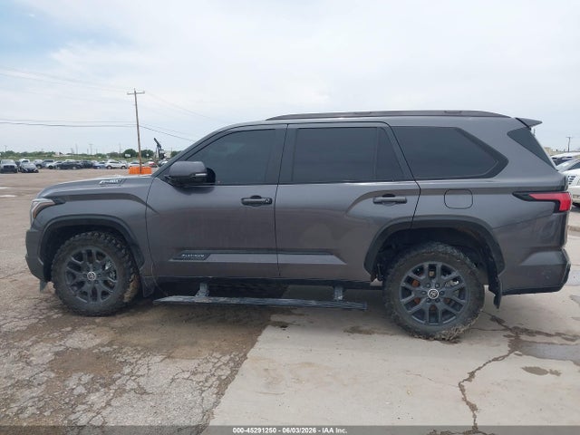 7SVAAABA0RX022037 Toyota Sequoia Platinum