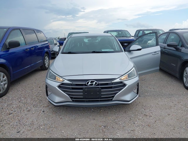 Auction sale of the 2019 Hyundai Elantra Se, vin: 5NPD74LF6KH488056, lot number: 45291260