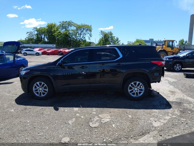 1GNERFKW2JJ176633 Chevrolet Traverse Ls