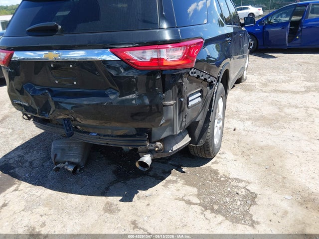 1GNERFKW2JJ176633 Chevrolet Traverse Ls