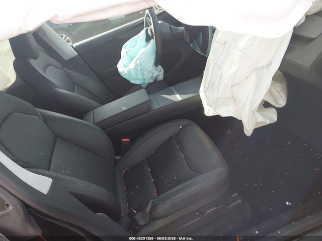 Продаж на аукціоні авто 2026 Tesla Model Y All-wheel Drive/long Range Launch Series/premium All-wheel Drive, vin: 7SAYGDEE9TA623438, номер лоту: 45291358