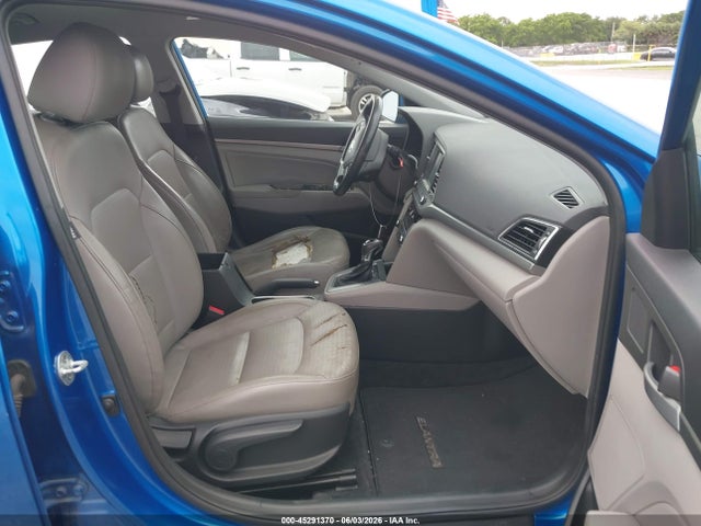 Продажа на аукционе авто 2017 Hyundai Elantra Limited, vin: 5NPD84LF7HH084415, номер лота: 45291370