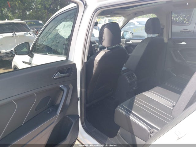 Продажа на аукционе авто 2022 Volkswagen Tiguan 2.0t Se, vin: 3VV2B7AX7NM083729, номер лота: 45291390