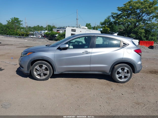 3CZRU6H3XKG705863 Honda HR-V LX