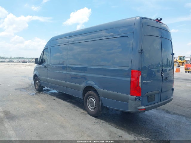 45291518 :رقم المزاد ، W1Y40CHY5MT072647 vin ، 2021 Mercedes-benz Sprinter 2500 High Roof I4 مزاد بيع
