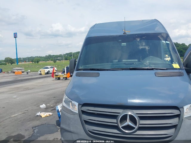 45291518 :رقم المزاد ، W1Y40CHY5MT072647 vin ، 2021 Mercedes-benz Sprinter 2500 High Roof I4 مزاد بيع