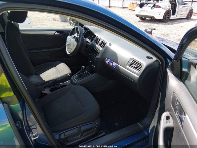 2015 Volkswagen Jetta 1.8t Se მანქანა იყიდება აუქციონზე, vin: 3VWD17AJ0FM282397, აუქციონის ნომერი: 45291522